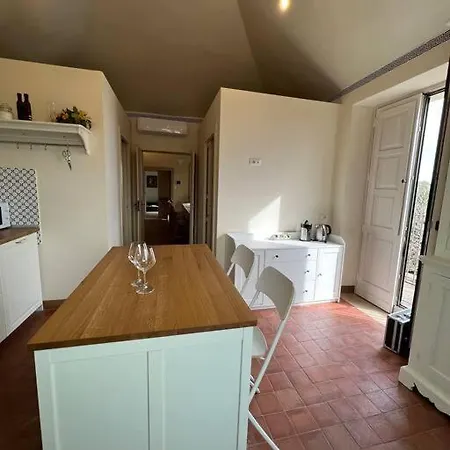 Puleera 4* San Leonardello