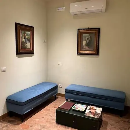 Hotel Puleera San Leonardello