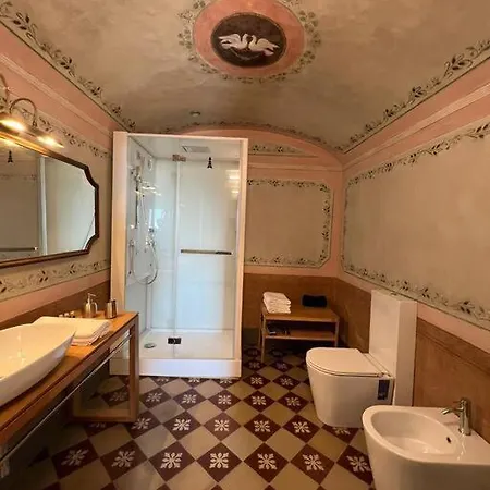 Puleera Hotel San Leonardello